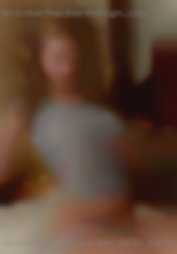 Dissatisfied swinger with partner.