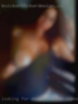 Looking for steady summer husband horny encounters.